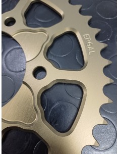 Corona Sitta in Ergal Ossido Duro Passo 520 per Ducati Streetfighter V4S 2025 2