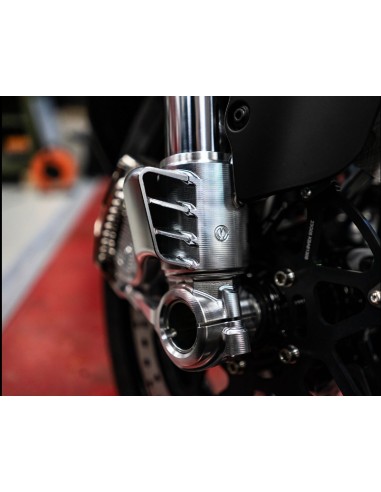 Kit attacchi radiali Motocorse interasse pinza 108mm per Ducati Diavel V4